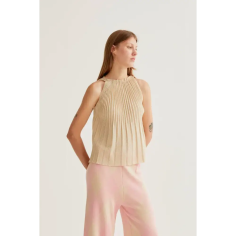 Fantástica Top Plisado Beige Compañía Fantástica