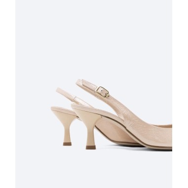 Patricia Miller Petra nude 7083nu