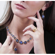 Pendientes gancho con Labradorita y detalle Apatita baño de oro 18k 2