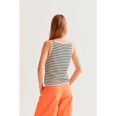 Compañía Fantástica top de rayas blanco y negro