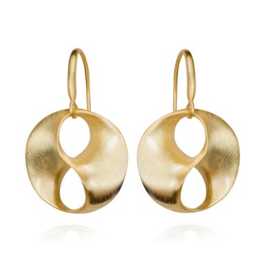 Pendientes LOVE de Plata. Baño de Oro 18k