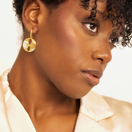 Pendientes LOVE de Plata. Baño de Oro 18k