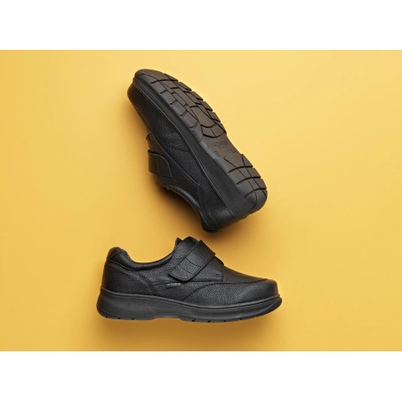 Zapato confort negro resistente al agua