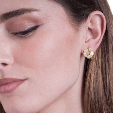 Pendientes flor espectrolita con baño de oro 18k