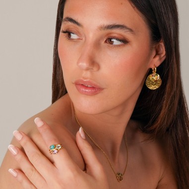 Pendientes de aro con flor irregular y turmalina, baño de oro 18k