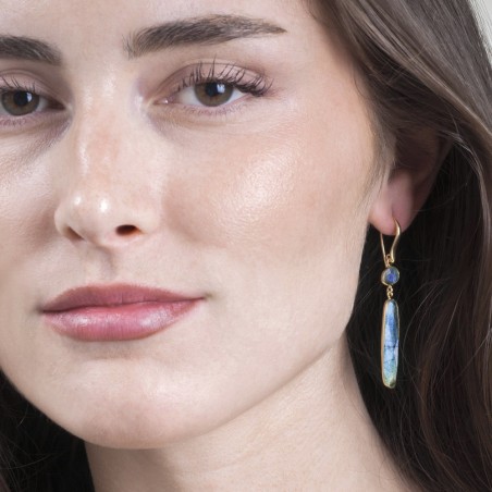 Pendientes de gancho con Labradorita ovalada en baño de oro 18k